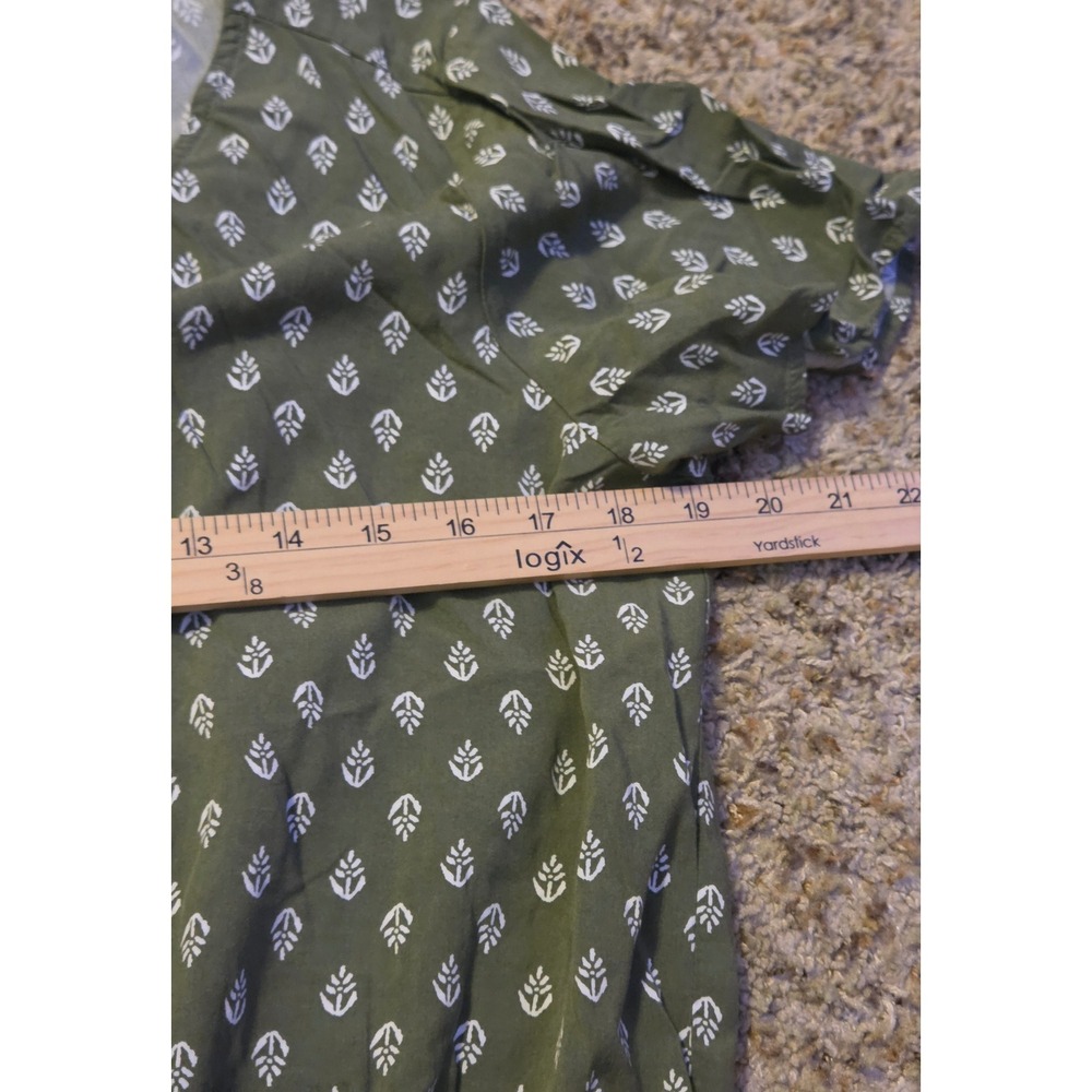 Old Navy Floral Print Romper Womens Size Large Green White Back Keyhole Pockets - Picture 7 of 10
